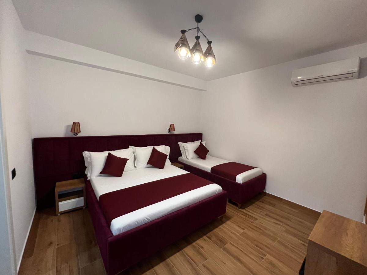 Illyrian Hotel 卡萨米尔 外观 照片
