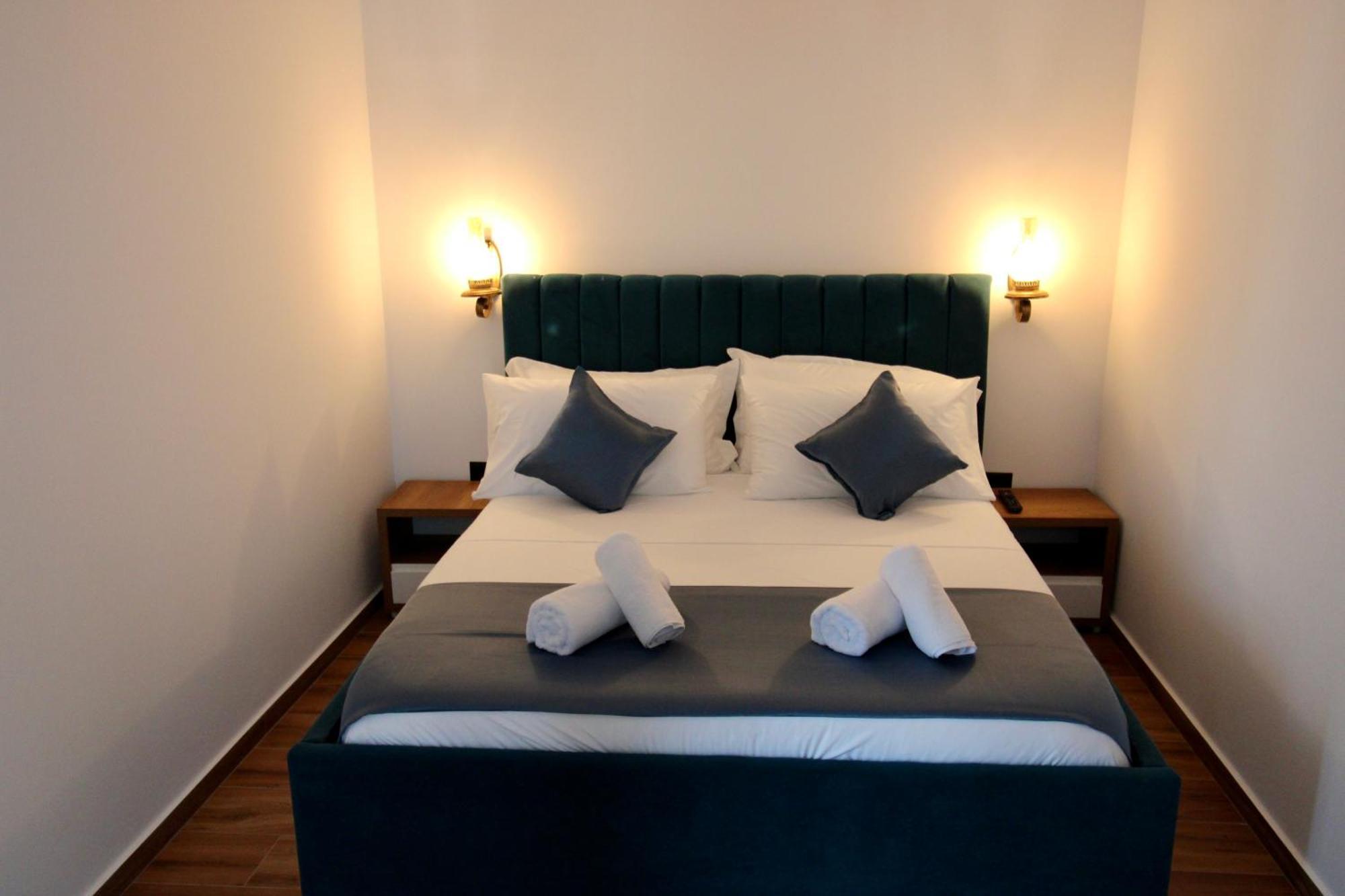 Illyrian Hotel 卡萨米尔 外观 照片